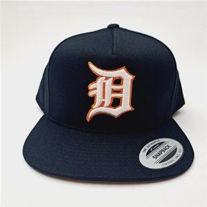 Detroit Tigers D Flat Bill Cap Hat Trucker Snapback Black Solid Baseball Gorra